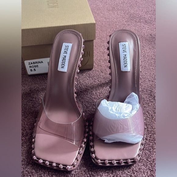 Size 8.5 new in the box Steve Madden heels - Picture 2 of 4